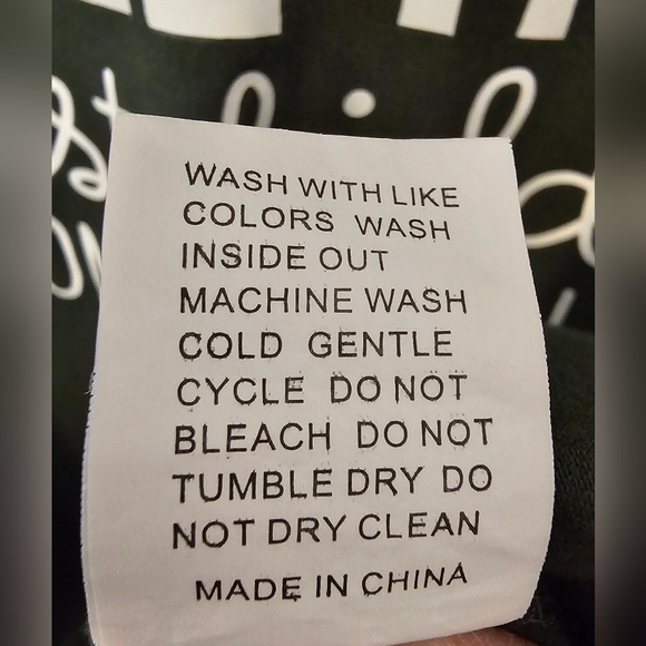 Shein Graphic Tee - Picture 4 of 4